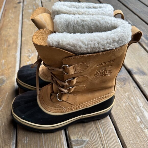EUC Sorel Caribou Tan and Black Lace Up Waterproof Leather Boots in Women's 9 - Picture 5 of 13